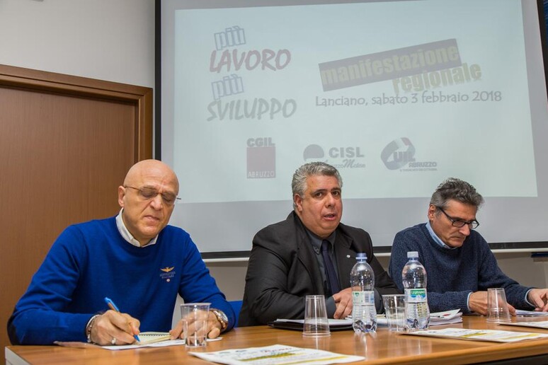 - RIPRODUZIONE RISERVATA