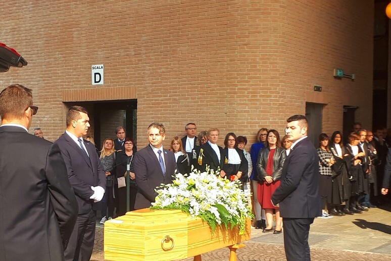 - RIPRODUZIONE RISERVATA