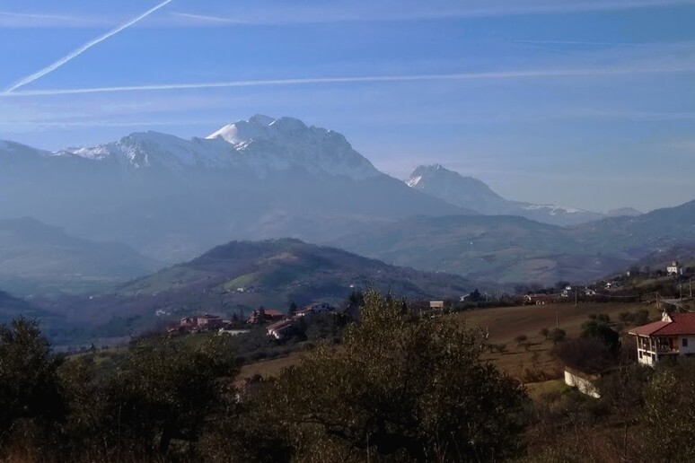 - RIPRODUZIONE RISERVATA