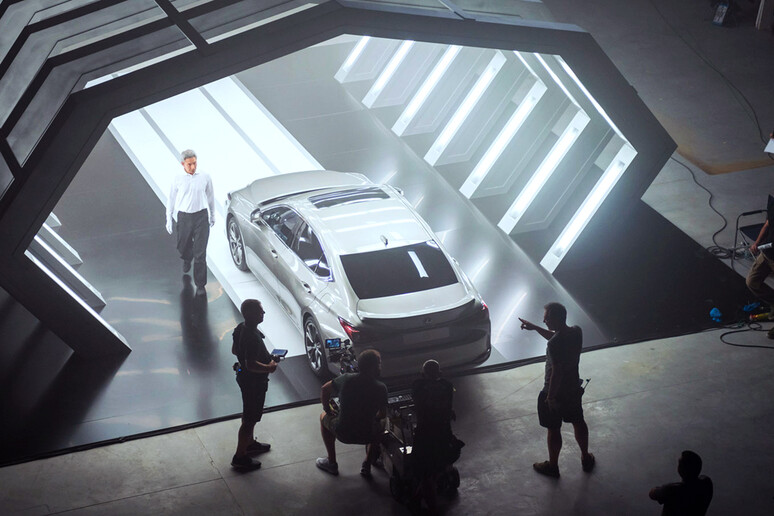 © ANSA/Lexus Media