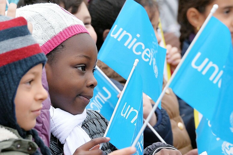 Una manifestazione Unicef a Torino - RIPRODUZIONE RISERVATA