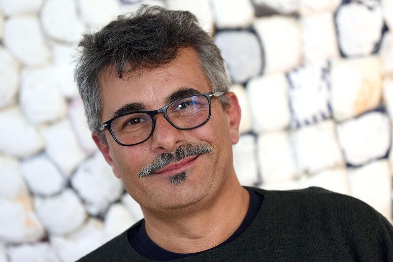 - RIPRODUZIONE RISERVATA