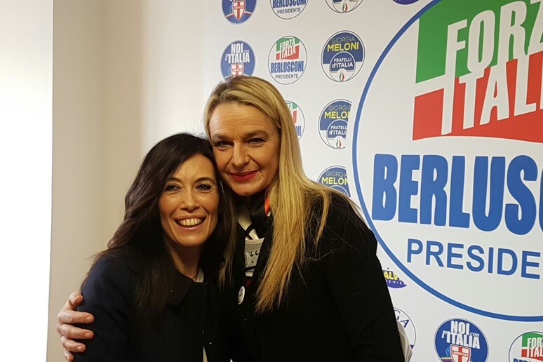 - RIPRODUZIONE RISERVATA