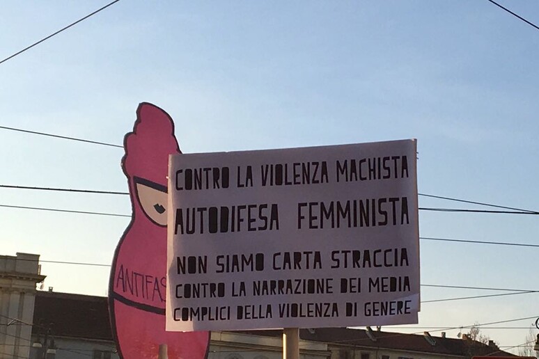 - RIPRODUZIONE RISERVATA
