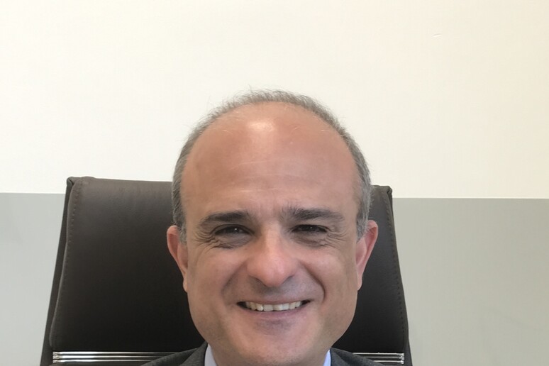 - RIPRODUZIONE RISERVATA