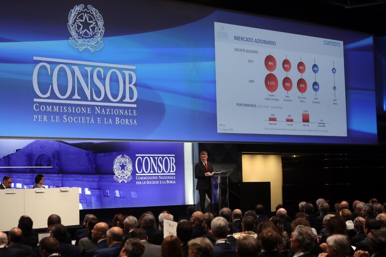 - RIPRODUZIONE RISERVATA