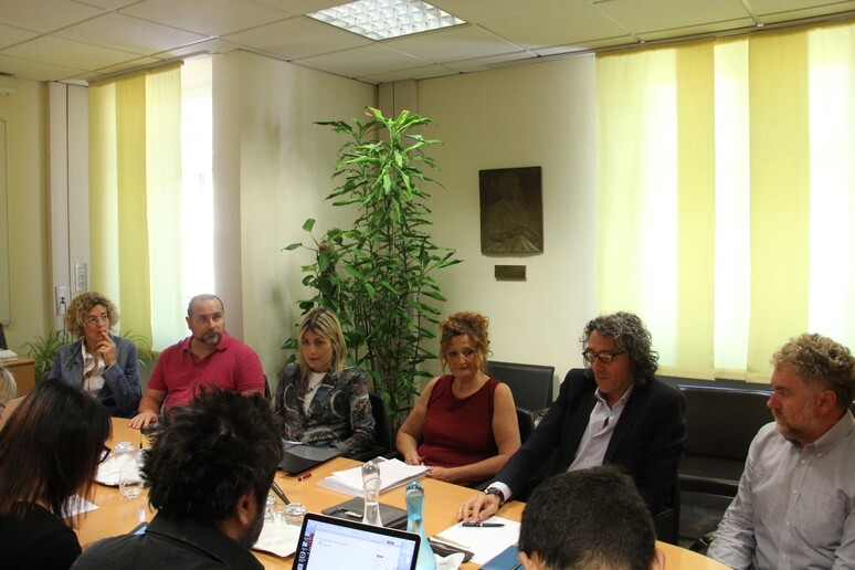 - RIPRODUZIONE RISERVATA