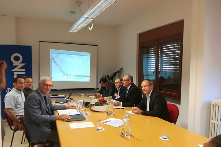 - RIPRODUZIONE RISERVATA