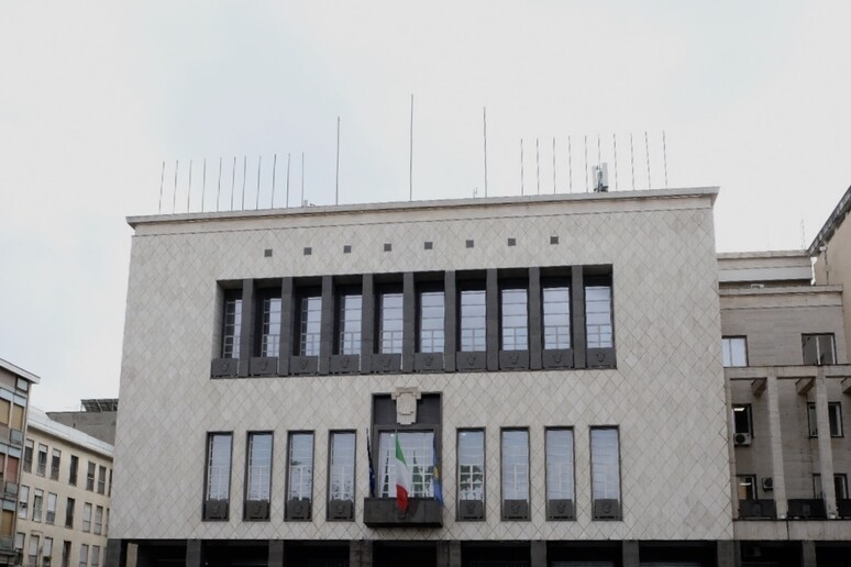- RIPRODUZIONE RISERVATA