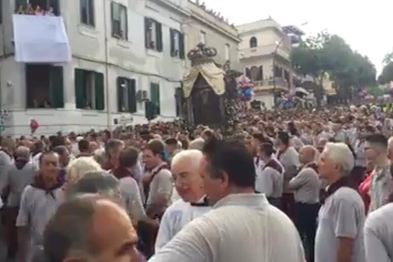 - RIPRODUZIONE RISERVATA