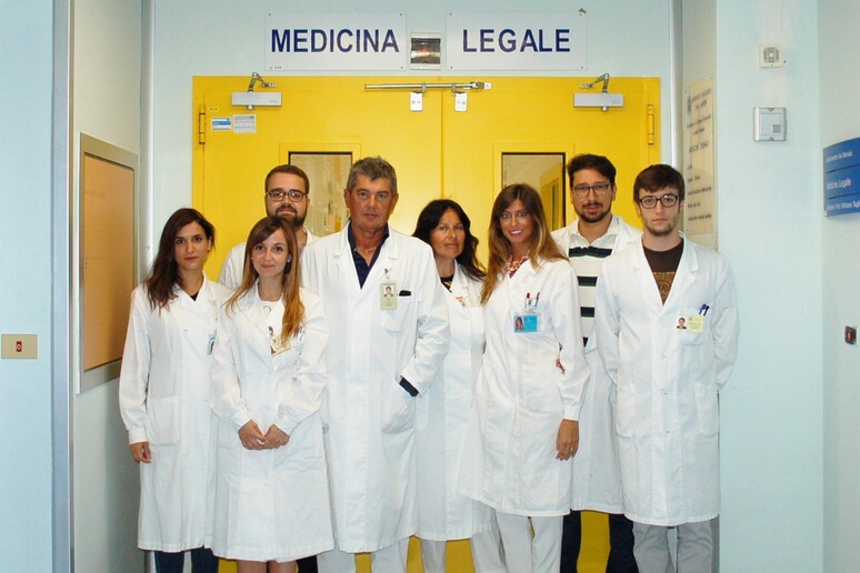 - RIPRODUZIONE RISERVATA