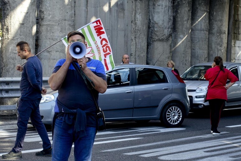- RIPRODUZIONE RISERVATA