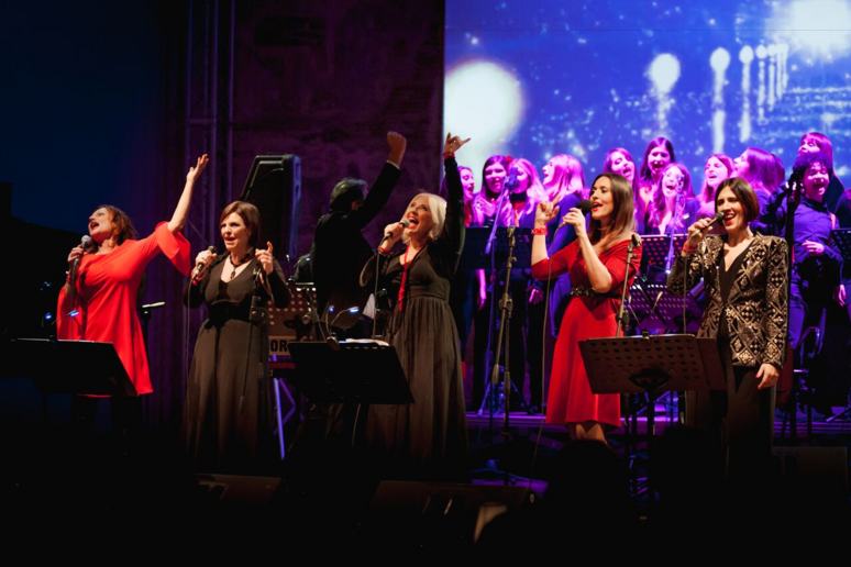 Le Christmas Ladies - RIPRODUZIONE RISERVATA