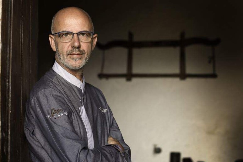 - RIPRODUZIONE RISERVATA