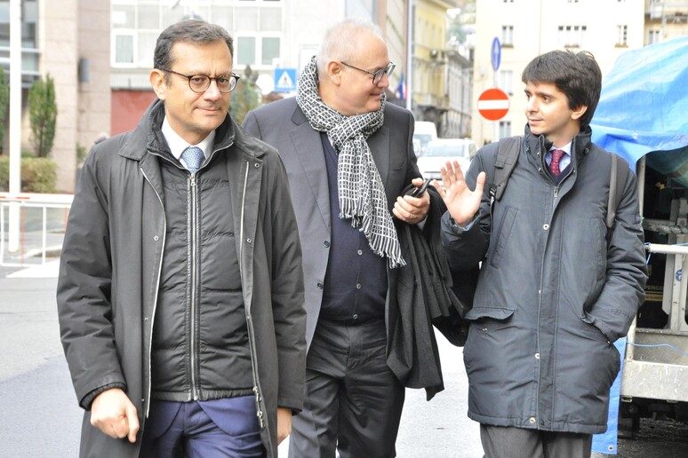 - RIPRODUZIONE RISERVATA