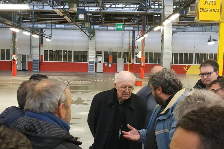 - RIPRODUZIONE RISERVATA