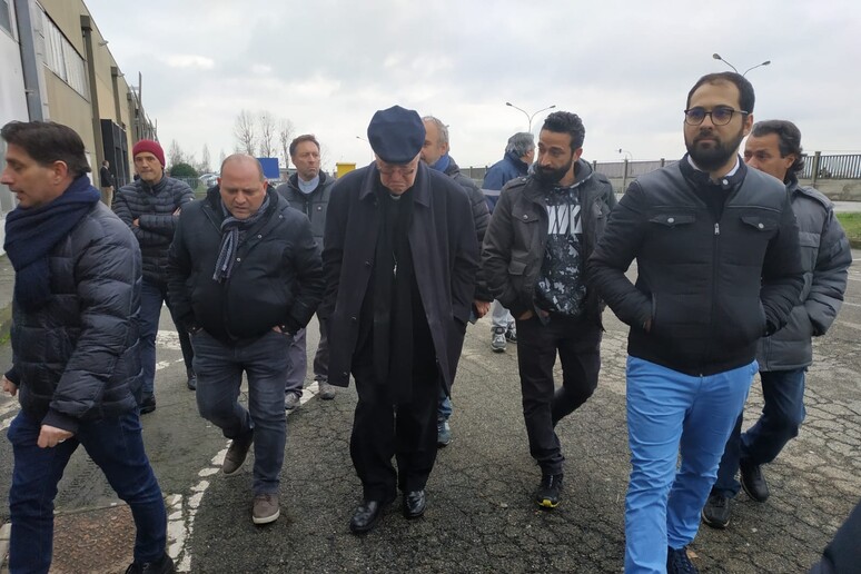 - RIPRODUZIONE RISERVATA