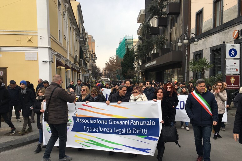 - RIPRODUZIONE RISERVATA