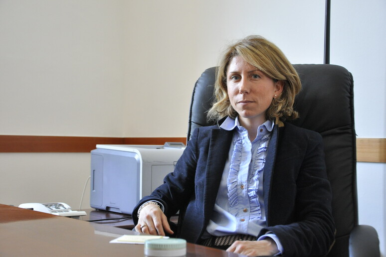 - RIPRODUZIONE RISERVATA
