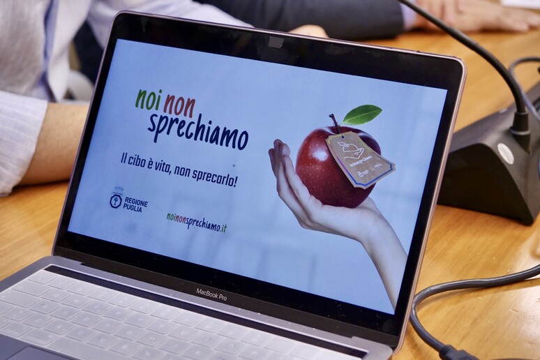 - RIPRODUZIONE RISERVATA