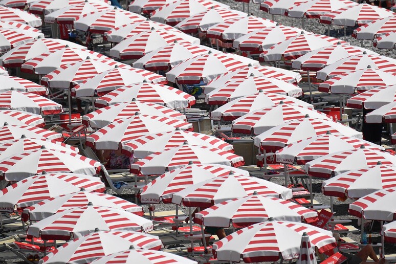 Stabilimento balneare - RIPRODUZIONE RISERVATA