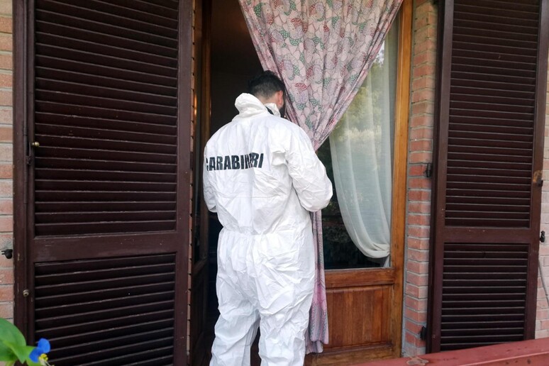 - RIPRODUZIONE RISERVATA