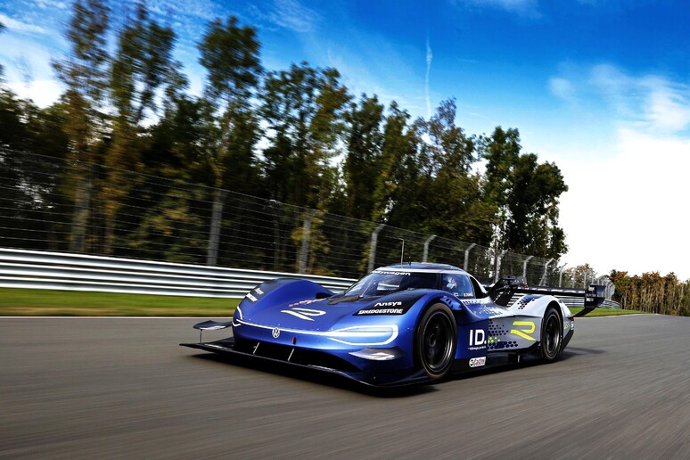 Vw Motorsport partecipa al Goodwood SpeedWeek con ID.R. - RIPRODUZIONE RISERVATA