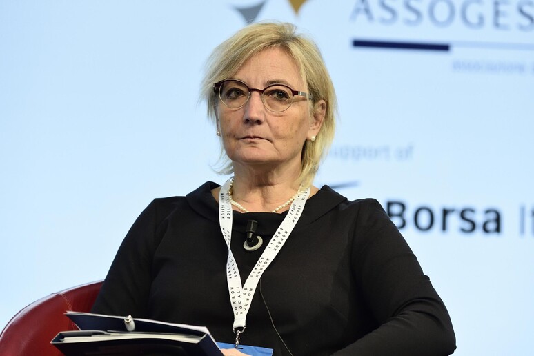 - RIPRODUZIONE RISERVATA