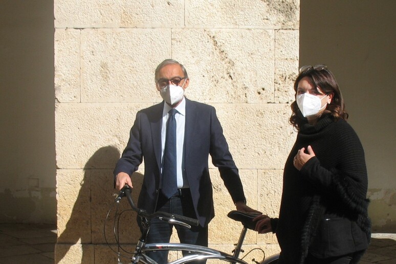 - RIPRODUZIONE RISERVATA