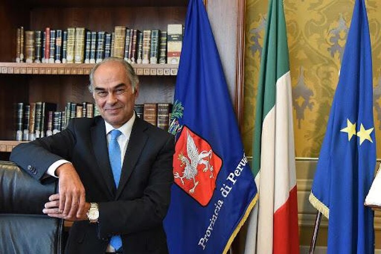 - RIPRODUZIONE RISERVATA