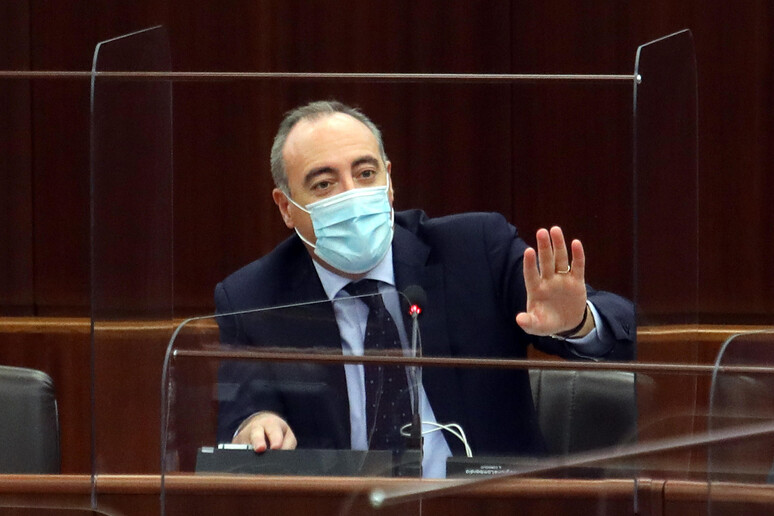 - RIPRODUZIONE RISERVATA