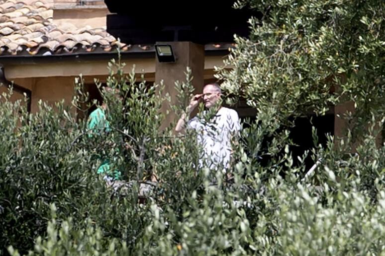 - RIPRODUZIONE RISERVATA