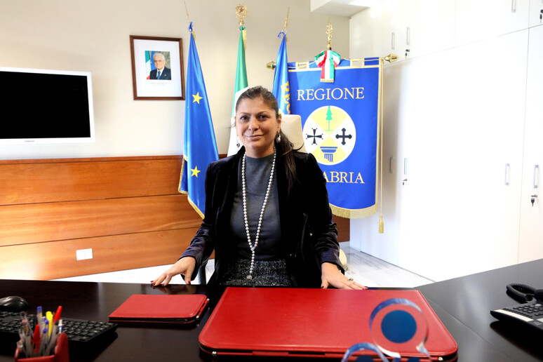 - RIPRODUZIONE RISERVATA