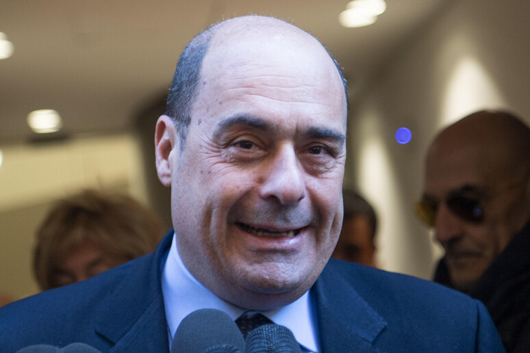 - RIPRODUZIONE RISERVATA