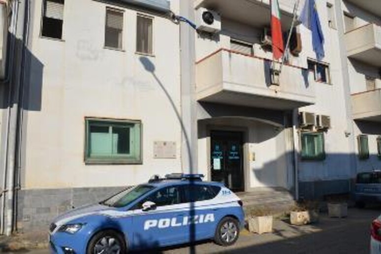 - RIPRODUZIONE RISERVATA