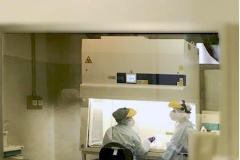- RIPRODUZIONE RISERVATA