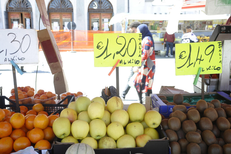 - RIPRODUZIONE RISERVATA
