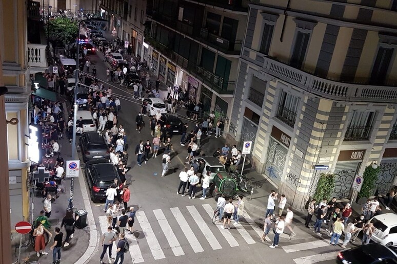 - RIPRODUZIONE RISERVATA
