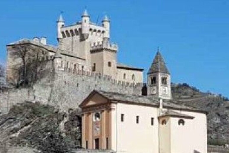 - RIPRODUZIONE RISERVATA