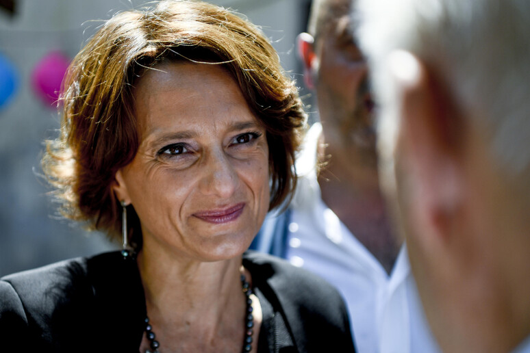 Famiglia: Bonetti, assegno unico in Aula prossima settimana - RIPRODUZIONE RISERVATA