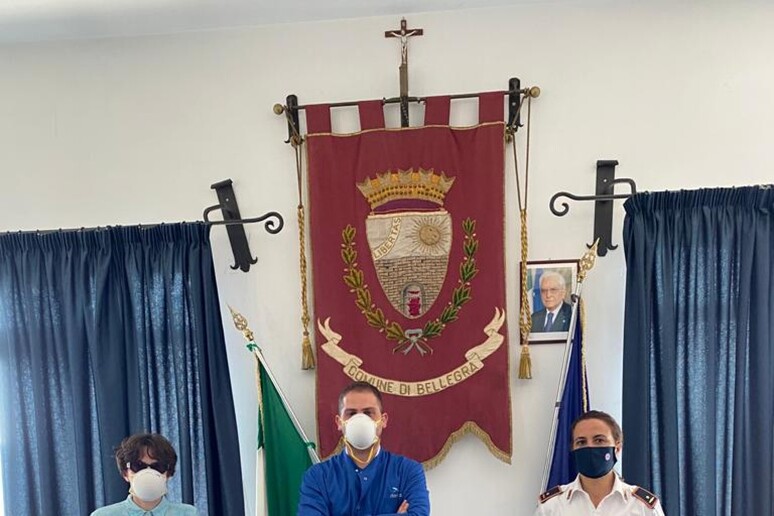 - RIPRODUZIONE RISERVATA