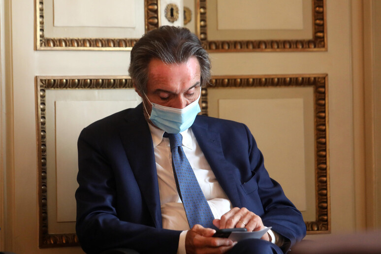 - RIPRODUZIONE RISERVATA