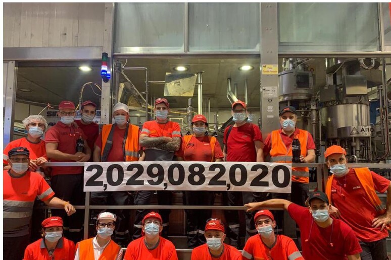 - RIPRODUZIONE RISERVATA