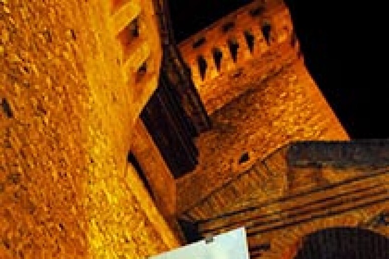 - RIPRODUZIONE RISERVATA