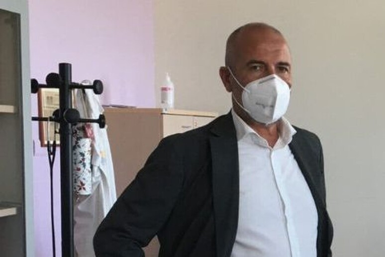 - RIPRODUZIONE RISERVATA