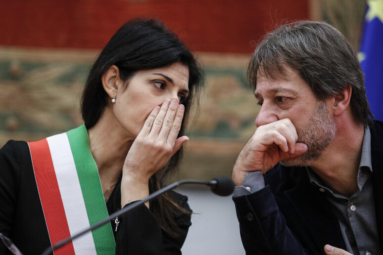 - RIPRODUZIONE RISERVATA