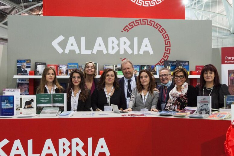 - RIPRODUZIONE RISERVATA