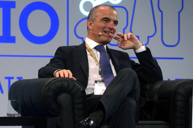 - RIPRODUZIONE RISERVATA