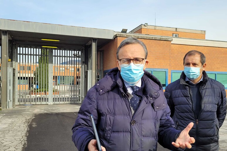 - RIPRODUZIONE RISERVATA
