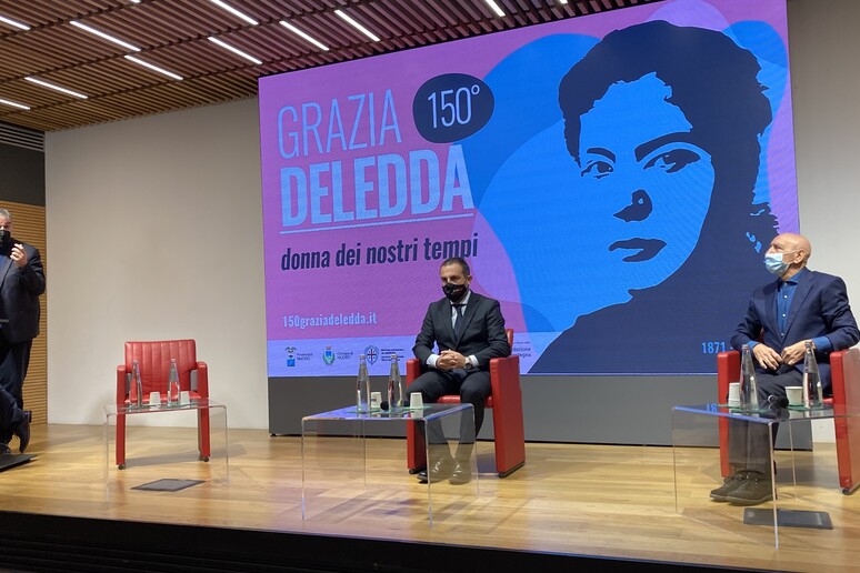 - RIPRODUZIONE RISERVATA